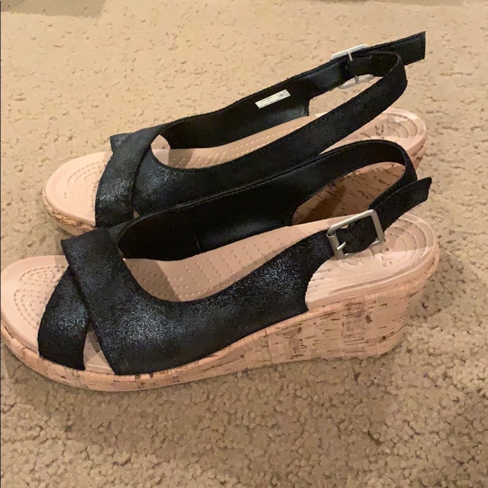 Crocs - Picture 2 of 2